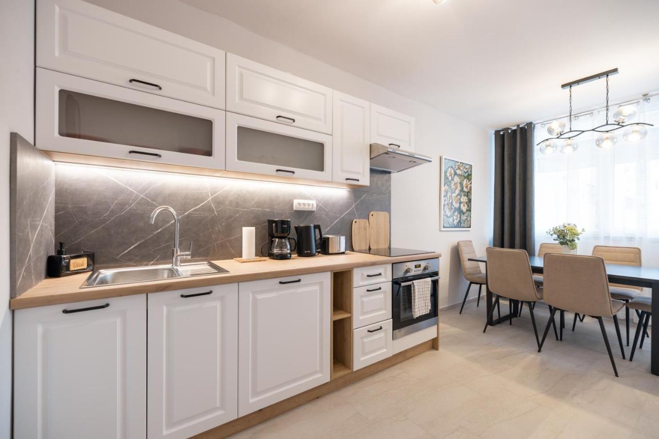 Bridge Comfort Apartment Zadar Bagian luar foto