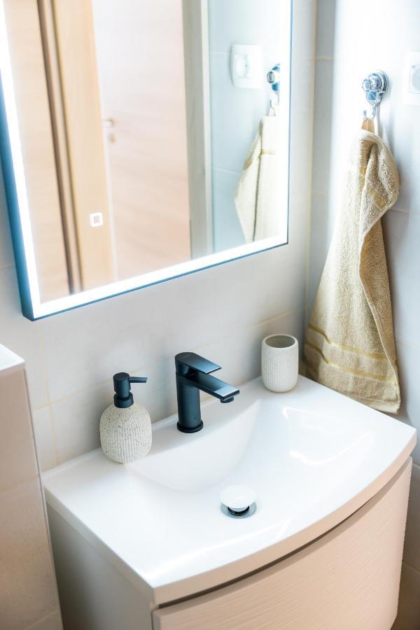 Bridge Comfort Apartment Zadar Bagian luar foto