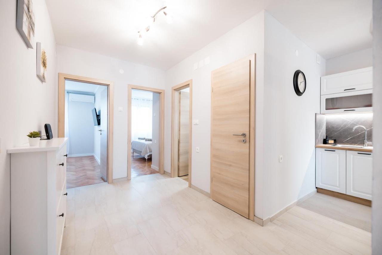 Bridge Comfort Apartment Zadar Bagian luar foto