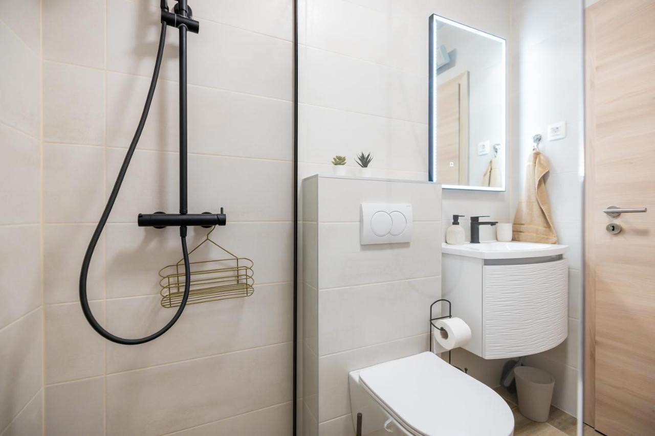 Bridge Comfort Apartment Zadar Bagian luar foto